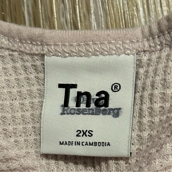 TNA Waffle Notch Tank - Marble Lilac - Picture 4 of 9